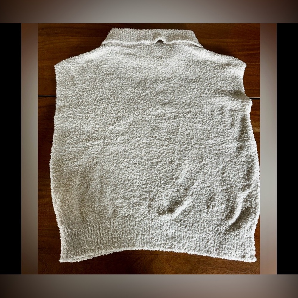 NWT Hello Nite! Fuzzy Sleeveless turtleneck Sweater, Nude, size Small - Picture 3 of 4